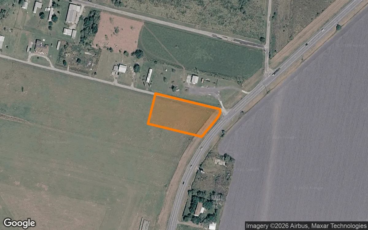 1.6 Acres in Tivoli - Refugio County, TX - Main image
