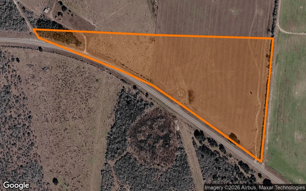 14.98 Acres in Beeville - Bee County, TX - Main image
