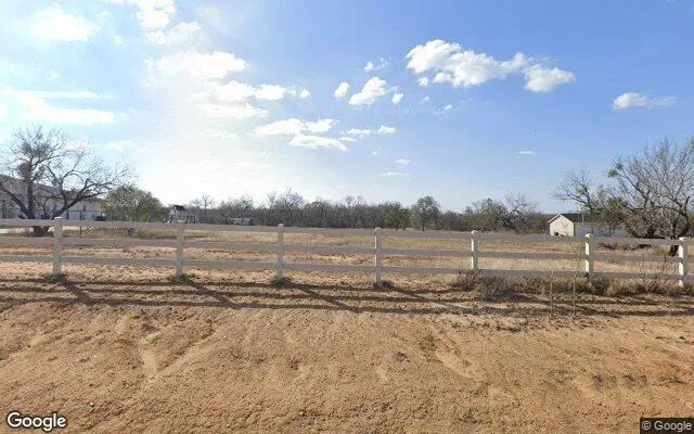 1.5 Acres in La Vernia - Wilson County, TX in Wilson County, TX