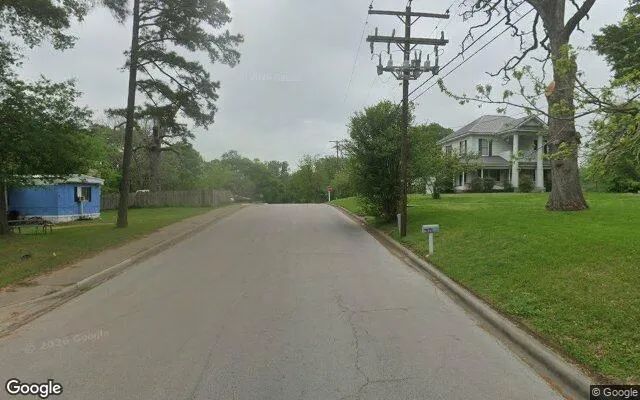Decorative background for 0.55 Acres in Huntsville - Walker County, TX image 6