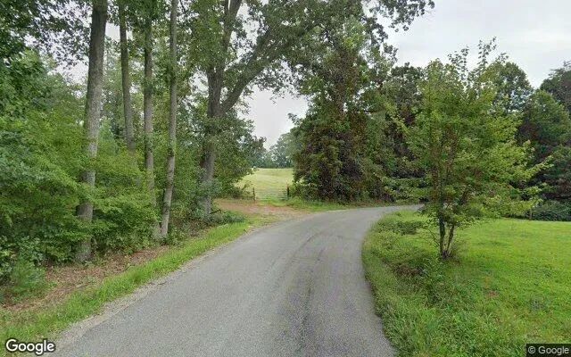 Decorative background for 0.64 Acres in Schuyler - Nelson County, VA image 6