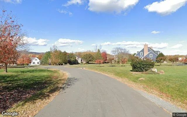 Decorative background for 5.34 Acres in Round Hill - Loudoun County, VA image 5