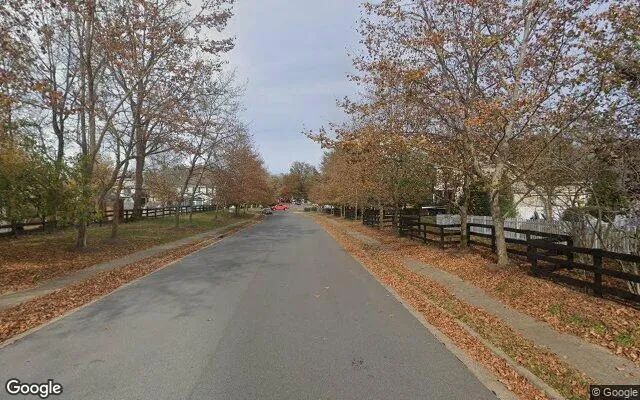 Decorative background for 0.17 Acres in Hamilton - Loudoun County, VA image 6