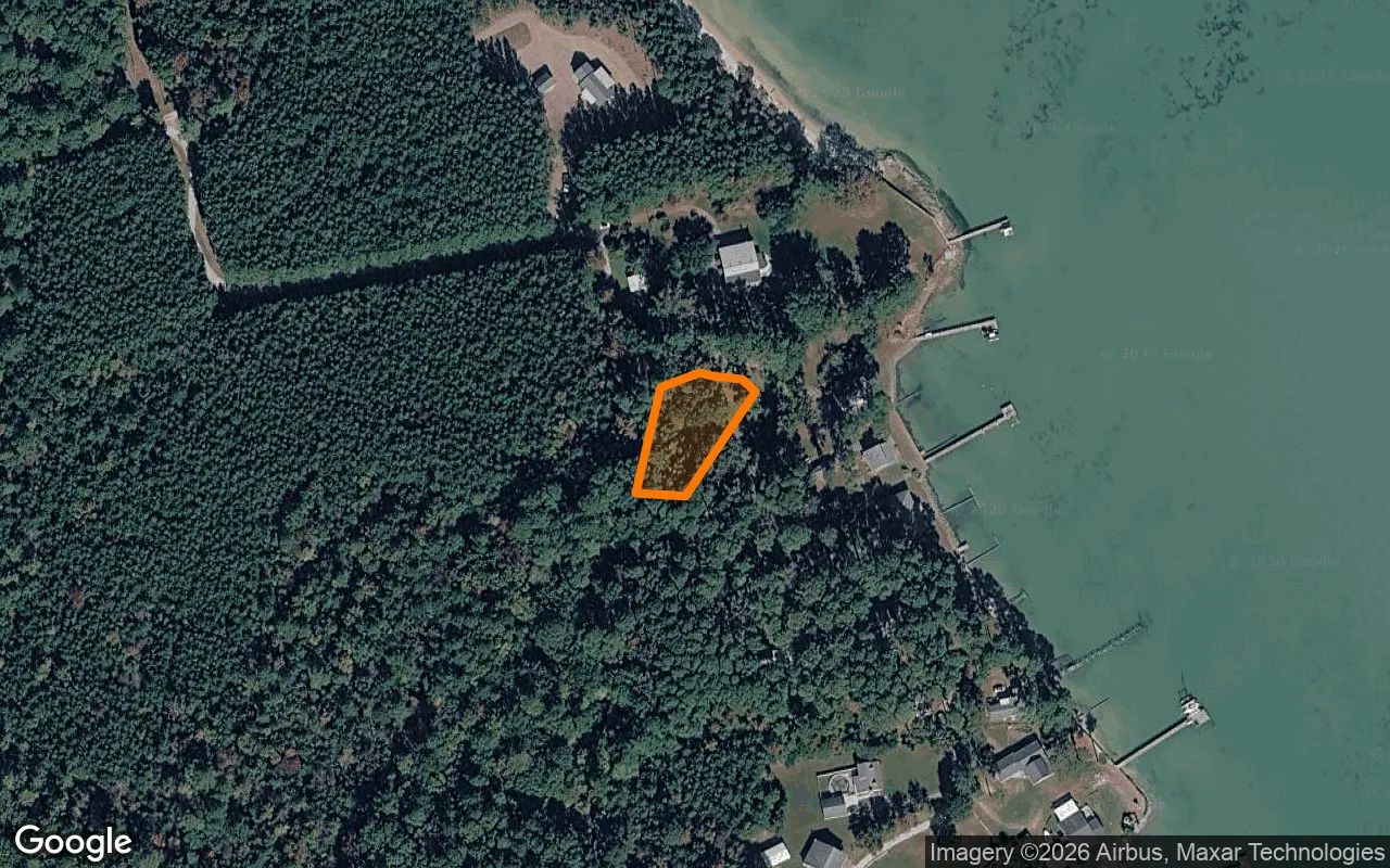 0.41 Acres in Hallieford - Mathews County, VA in Mathews County, VA