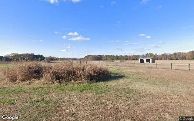 Decorative background for 3.5 Acres in White Stone - Lancaster County, VA image 6