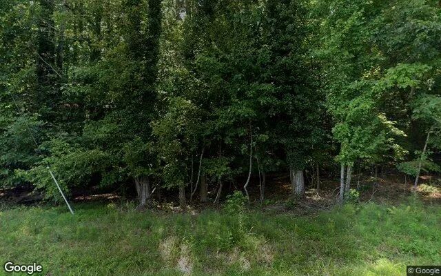 0.54 Acres in Dendron - Surry County, VA in Surry County, VA