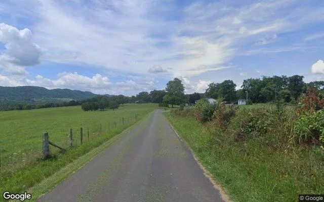 Decorative background for 34.6 Acres in Rose Hill - Lee County, VA image 6