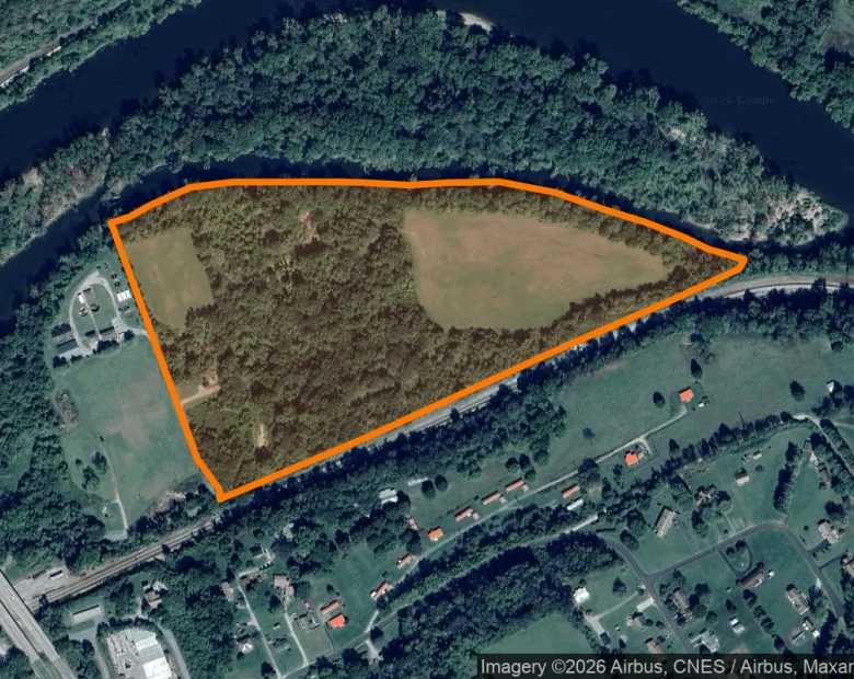 35.26 Acres in Pearisburg - Giles County, VA in Giles County, VA