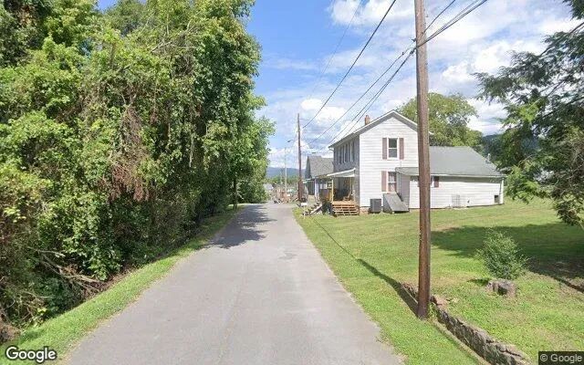Decorative background for 0.12 Acres in Narrows - Giles County, VA image 5