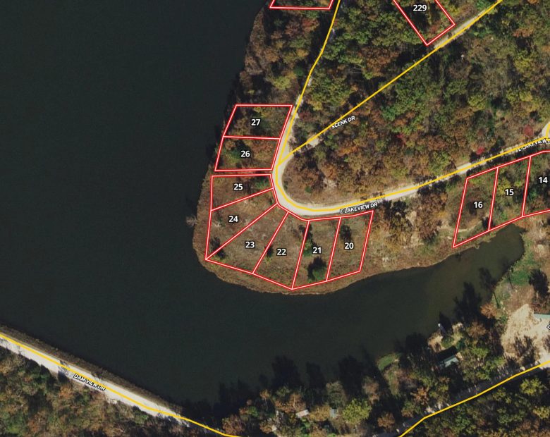 Spring Lake Plat 5 Tract 27 in Miller County, MO