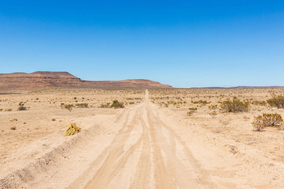 Decorative background for Sunrise Ranches Phase III Tract 117 image 9