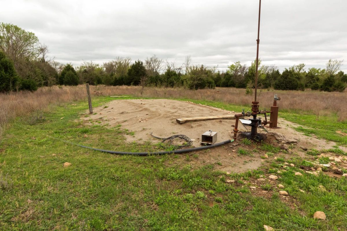 Decorative background for Moonrise Meadows Tract 18 image 15