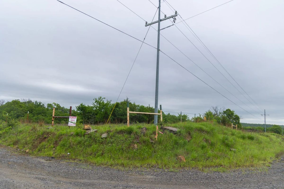 Decorative background for Harmony Hills Tract 7 image 9