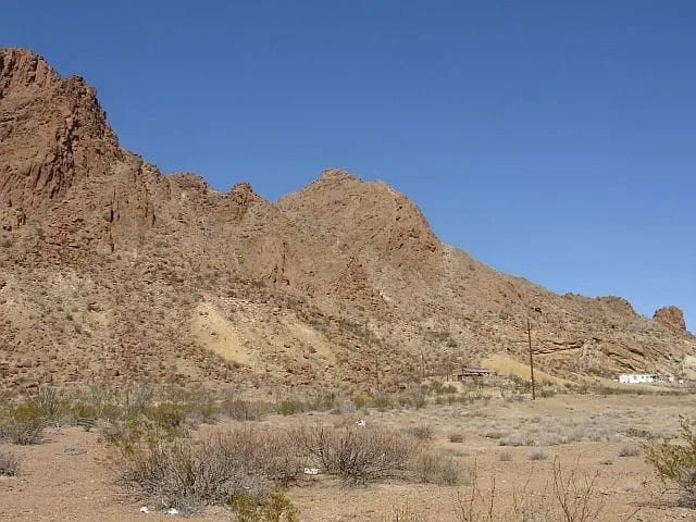 Decorative background for Terlingua Ranch Tract 1630 image 6