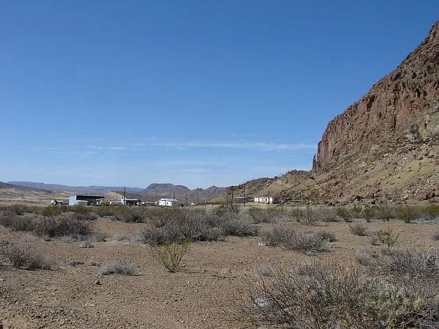 Decorative background for Terlingua Ranch Tract 1630 image 7