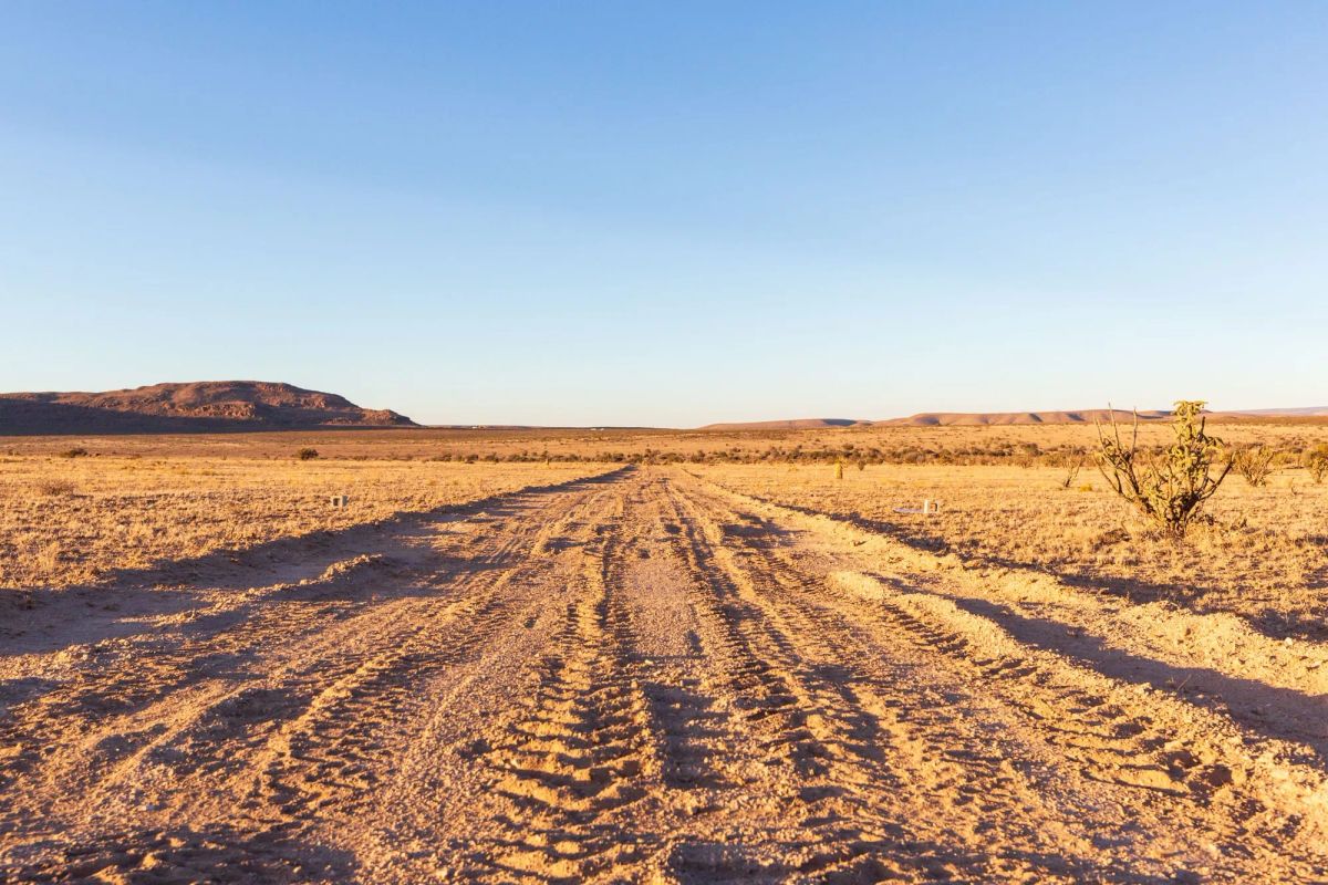 Decorative background for Sunrise Ranches Phase III Tract 137 image 11