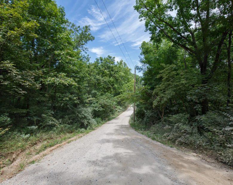 Spring Lake Plat 4 Tract 67 in Miller County, MO