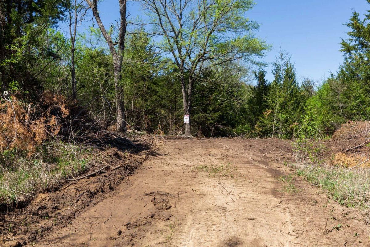 Decorative background for Prairie Grove Tract 26 image 10