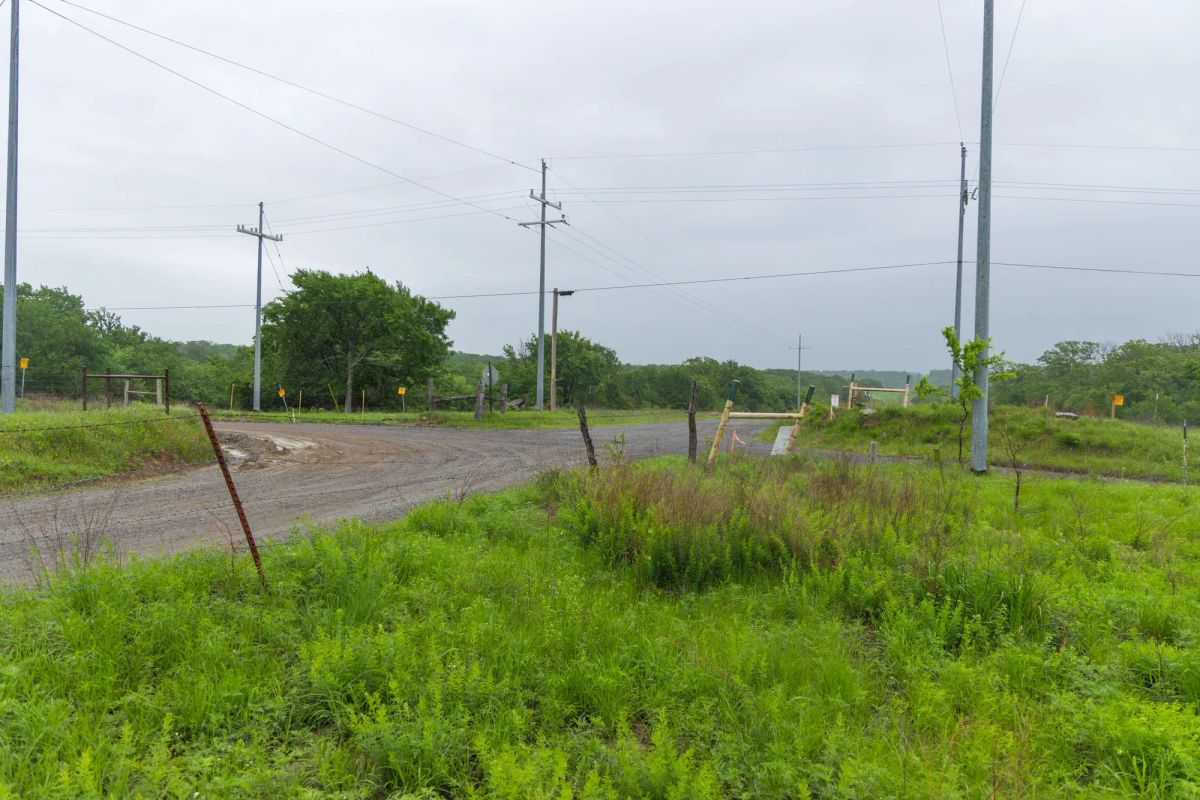 Decorative background for Harmony Hills Tract 6 image 11
