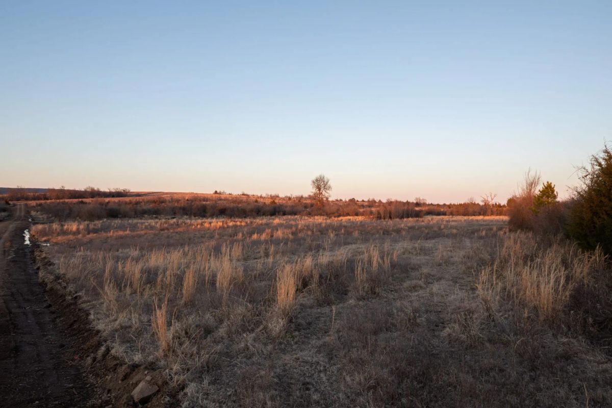 Painted Horse Tract 5 - Image 4
