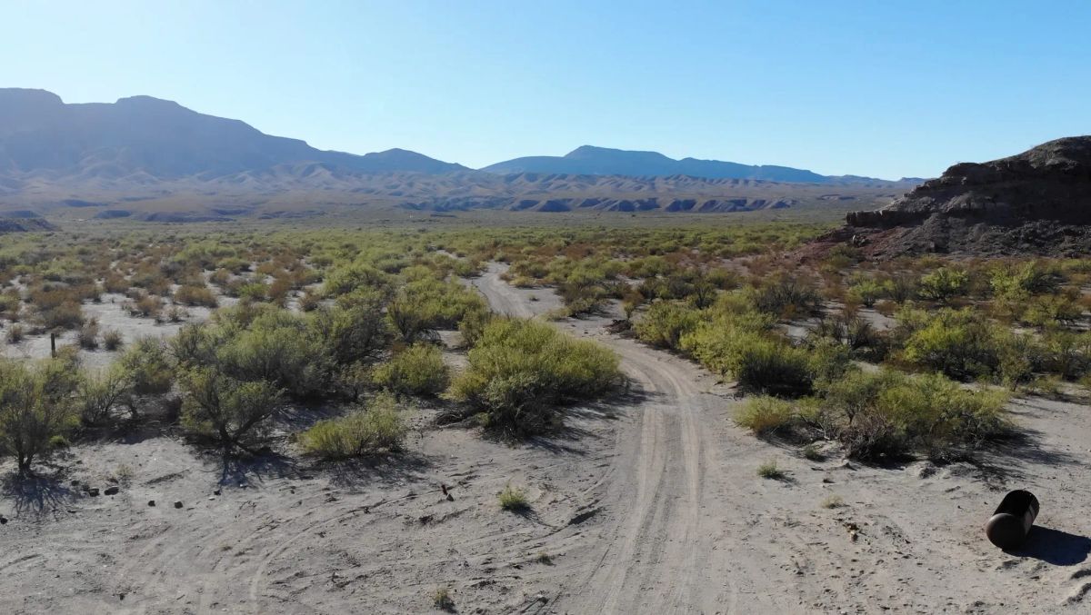 Decorative background for Vista Linda Canyon Tract 24 image 5