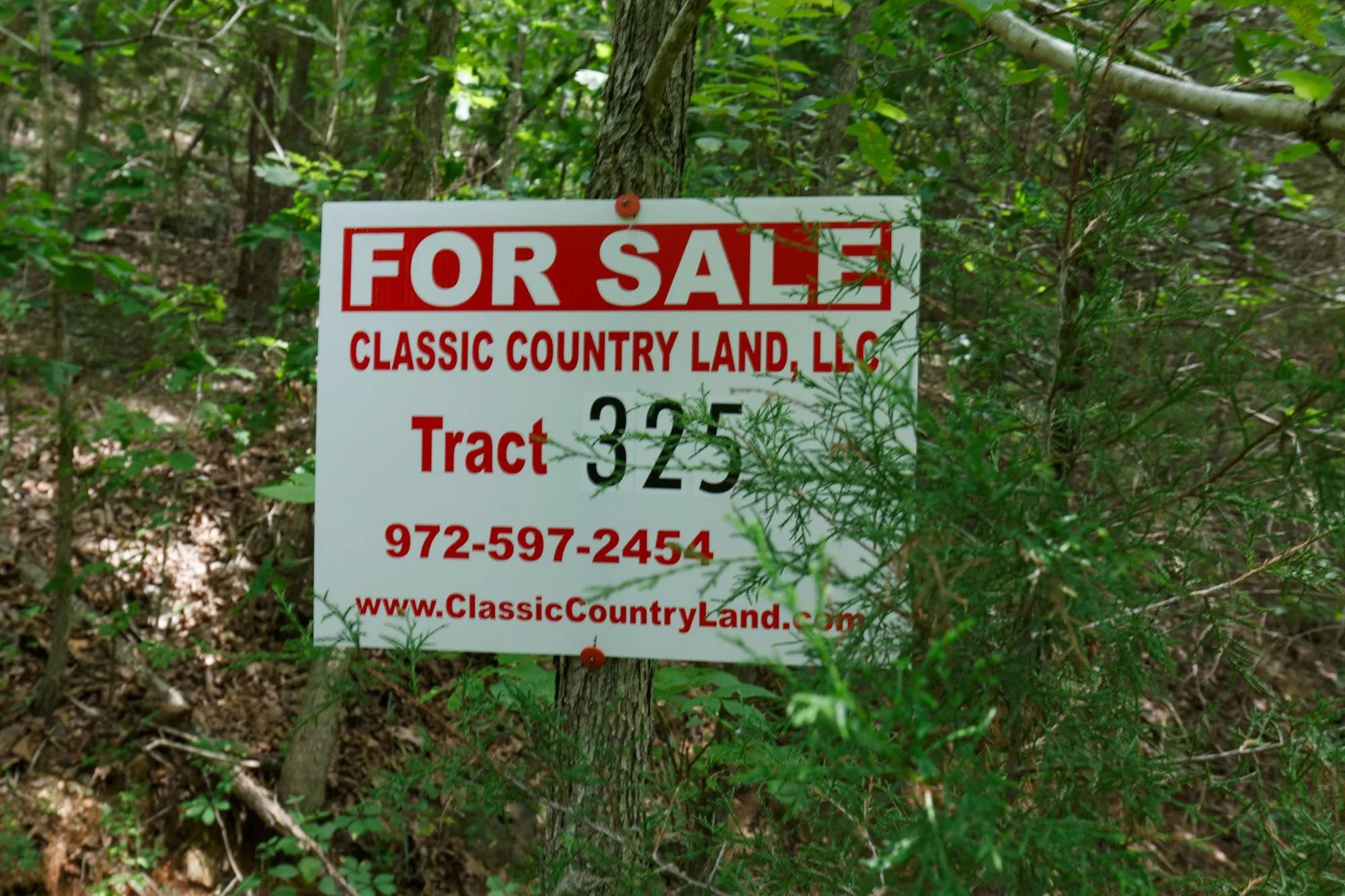 Spring Lake Plat 5 Tract 325 in Miller County, MO