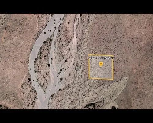 2.5 Acres in Apache, Arizona - Image 4
