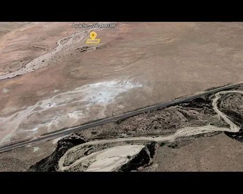 Decorative background for 2.5 Acres in Apache, Arizona image 5