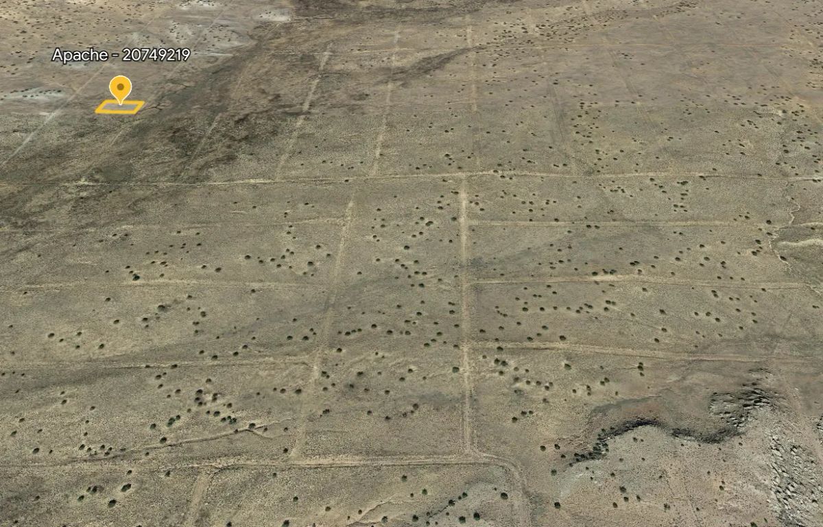 1 Acres in Apache, Arizona - Main image