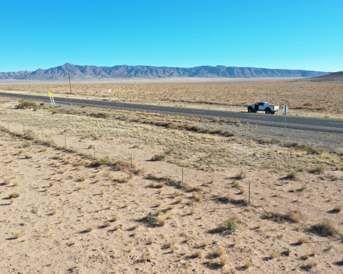 Decorative background for 5 Acre Vacant Lot Located in Valencia County, NM image 19