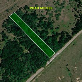 1 Acre Vacant Land - No HOA Fees - No Subdivision Restrictions - Allows Mobile / Manufactured Homes - $100k+ Value for $50k - Owner Financing Available! in Caldwell County, TX