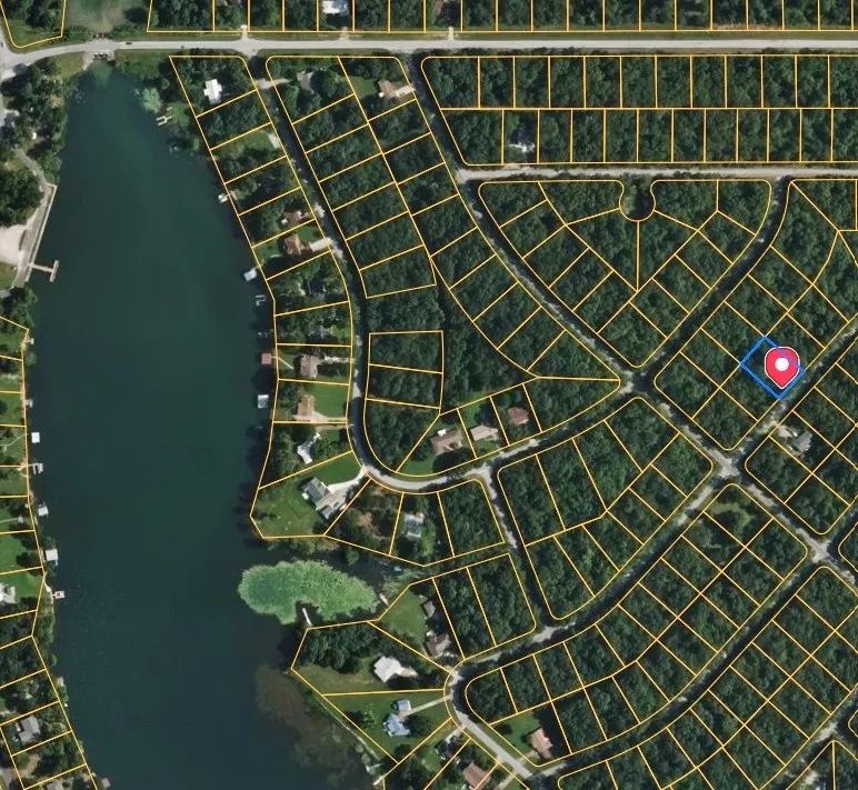 Decorative background for See Crown Lake Sparkle From Your Street — Own It Today image 9