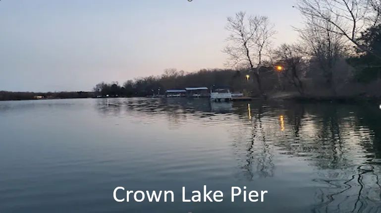 Decorative background for Buy your summer vacation property - 2 minutes from Crown Pier! image 9