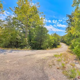 End-of-Cul-de-Sac Privacy — Up to 0.69 Acres in Izard County, AR