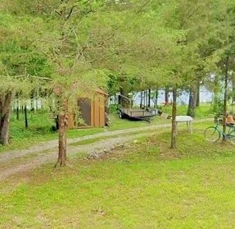 Wake Up to Lake Views Without the Lakefront Price - Main image