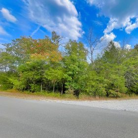 Small-Town Simplicity Meets Everyday Convenience in Izard County, AR