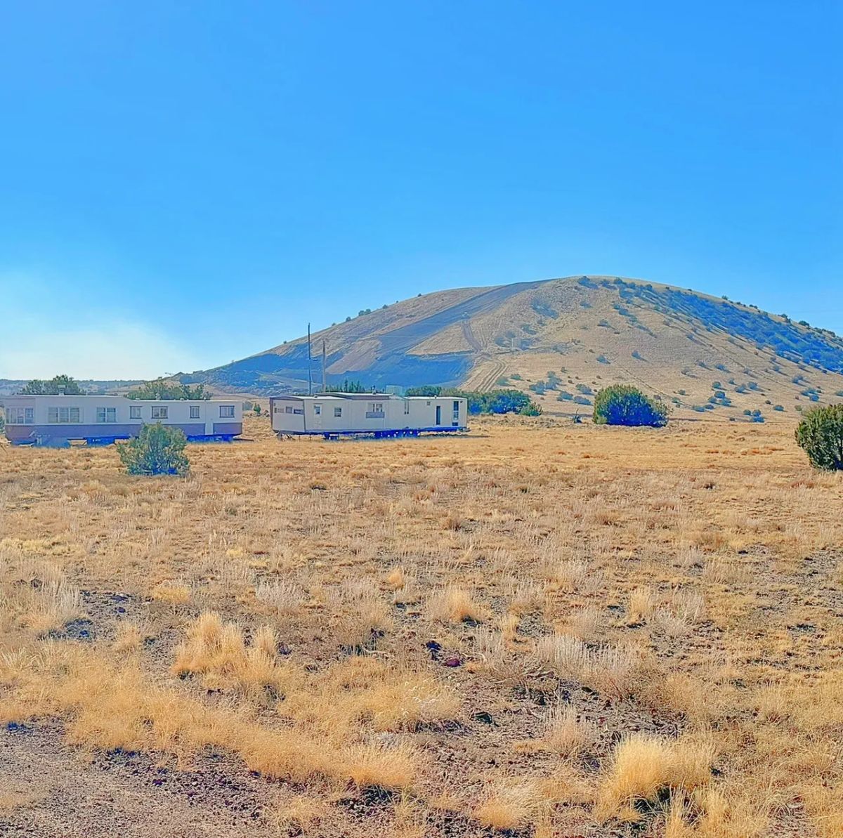 Decorative background for Build Your Tiny Home or Cabin on This 1.04-Acre Lot in Concho, AZ image 6