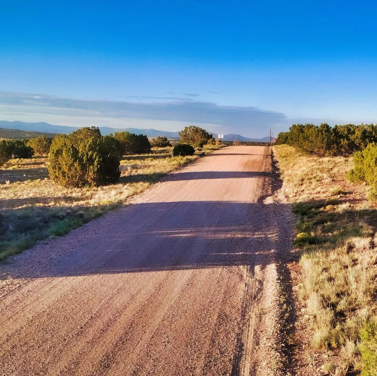 Decorative background for Lake Views and Retirement Bliss in Concho, AZ! image 9
