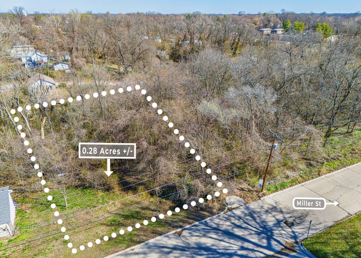 0.28 Acre in Alton, IL | City Water and Sewer at Street - Main image