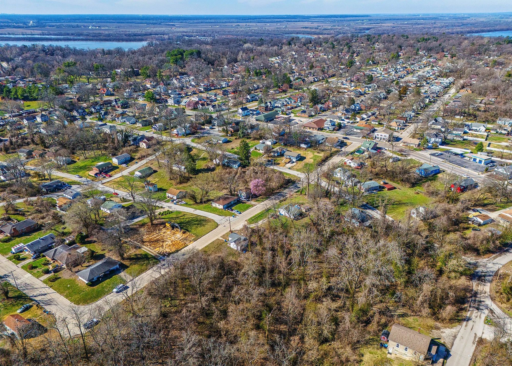 0.28 Acre in Alton, IL | City Water and Sewer at Street in Madison County, IL