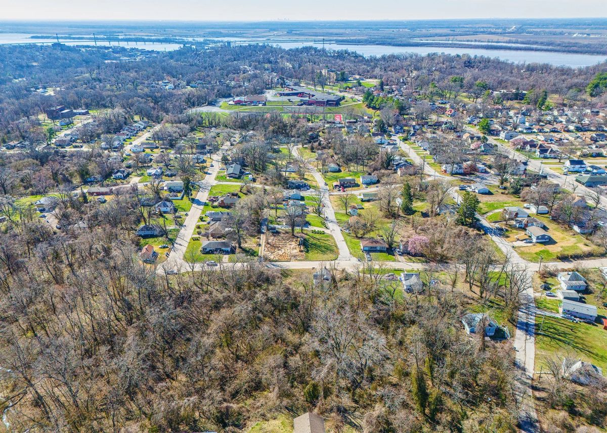 Decorative background for 0.28 Acre in Alton, IL | City Water and Sewer at Street image 10