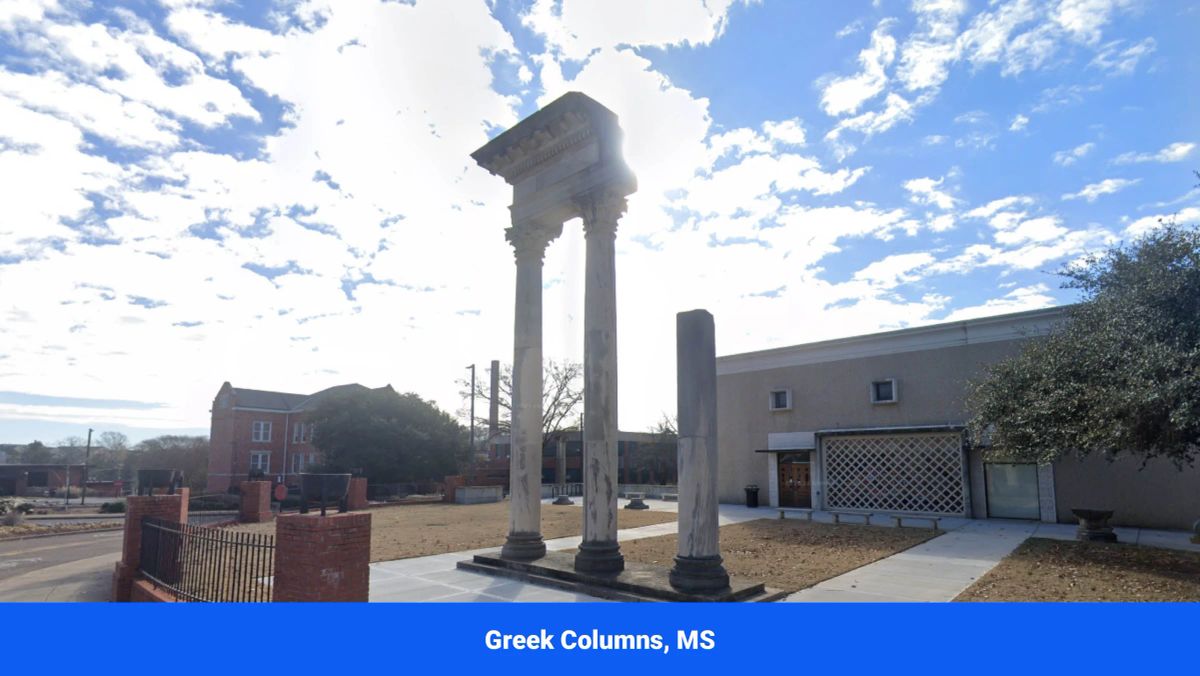 Decorative background for Choctaw County's Premier Jewel: A Stunning 6-Lot Subdivision Awaits!  image 21