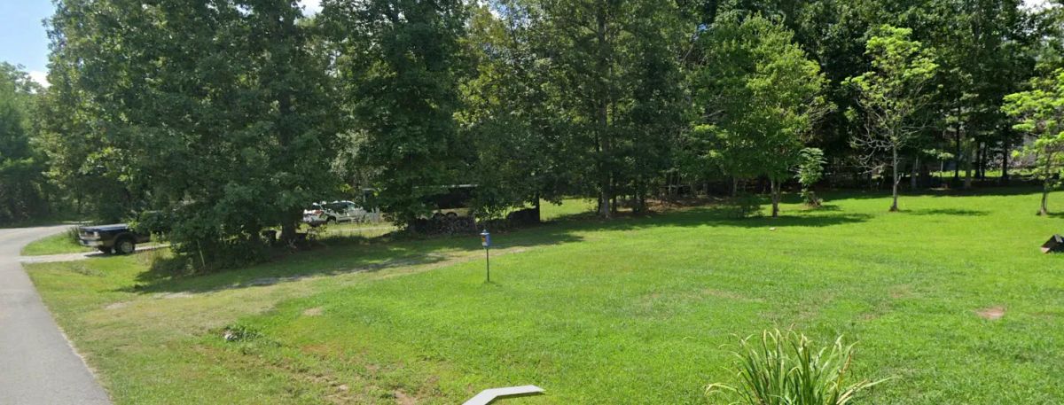 Decorative background for Double Lot at Lake Tansi Village, Crossville, Tennessee – 1/2 Acre Total, Build Your Next Home (Cumberland County) image 7