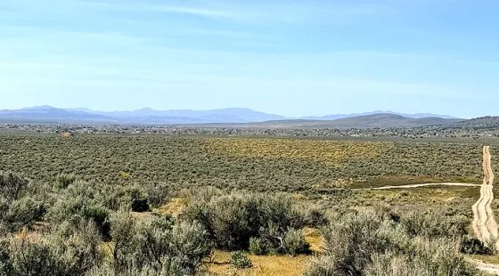 BUILD • FARM • RANCH • LIVE FREE — 1.13 BEAUTIFUL ACRES IN ELKO COUNTY, NEVADA WITH BIG MOUNTAIN VIEWS & NO HOA!. APN: 031-023-016 in Elko County, NV