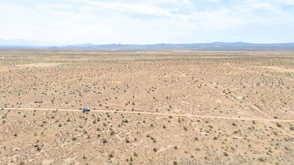 Decorative background for Need Big Desert Space? Here’s 10 Acres in Adelanto California – No HOA, No Hassles image 6