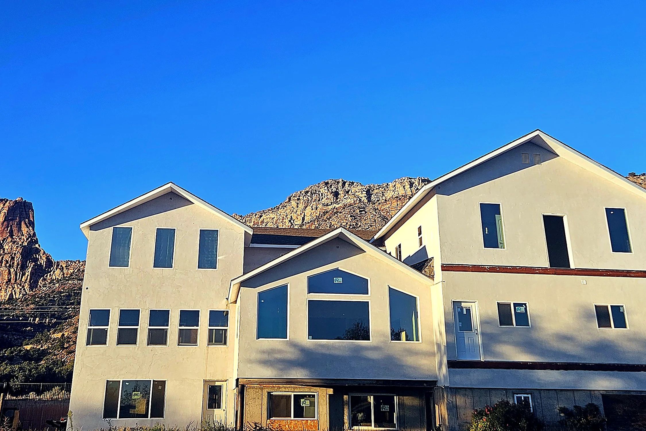 Red-Rock Views by BLM Land, .88 Acre Home, Seller Financing in Washington County, UT