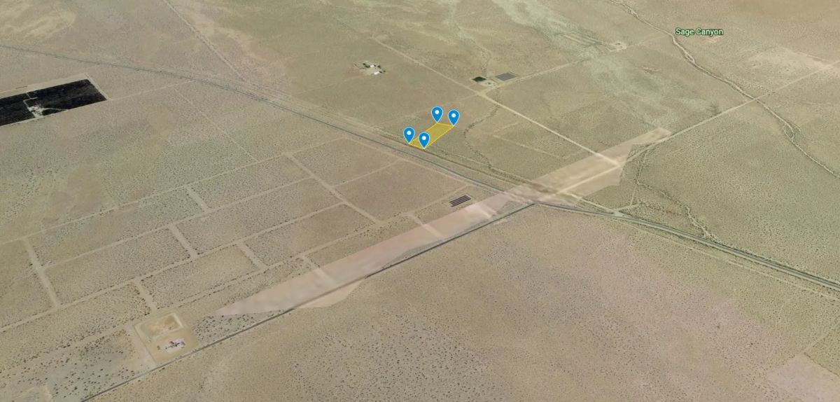 Decorative background for 2.47 Acres in Kern County, CA image 5