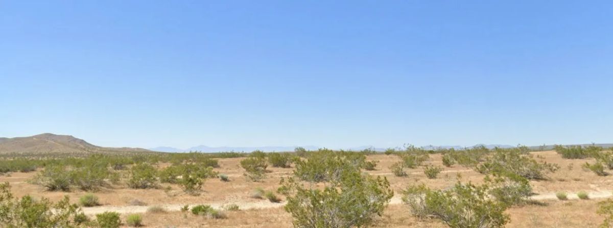 Decorative background for 0.25 Acre Residential lot in California City, Kern County, CA image 5