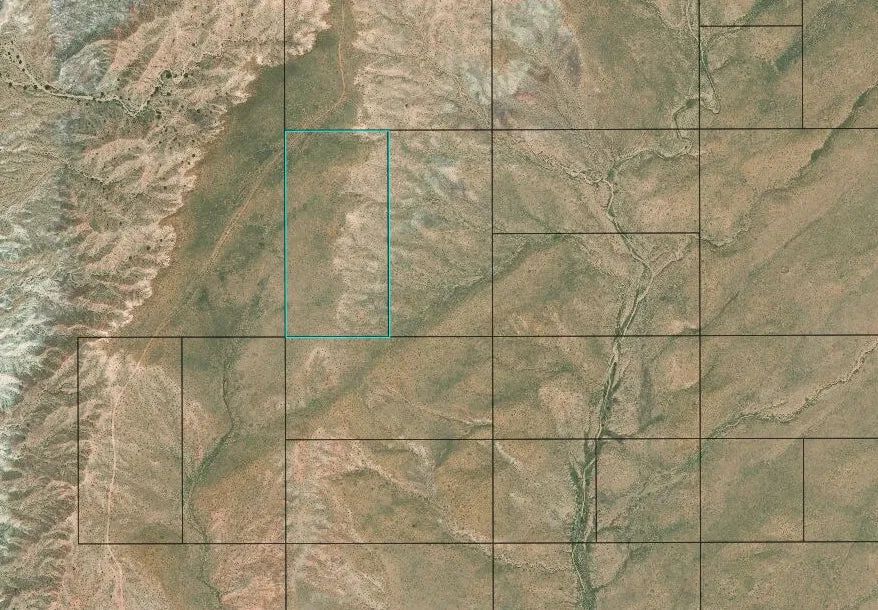 Decorative background for 20 Acres in Navajo County, AZ image 7