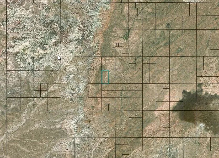 Decorative background for 20 Acres in Navajo County, AZ image 9